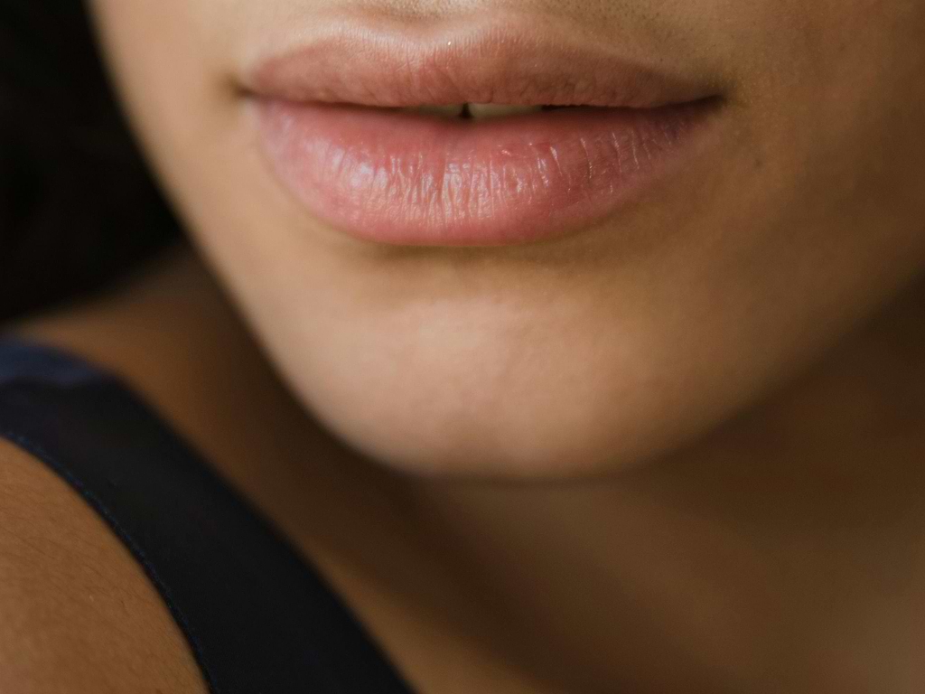 can too much vitamin c cause chapped lips Deficiency can too much vitamin c