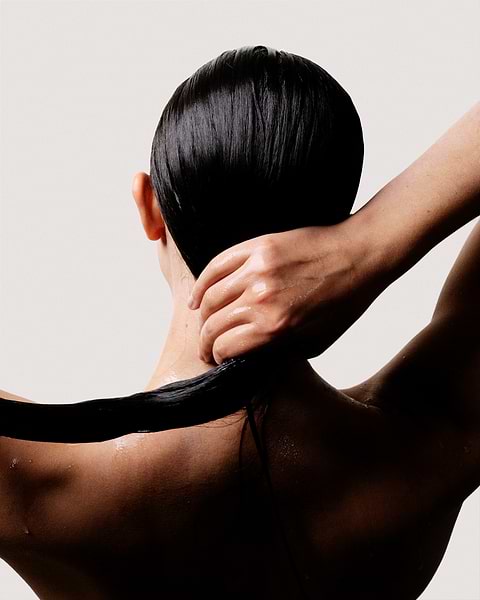 Bienfaits huile essentielle de cèdre de l'Atlas cheveux.